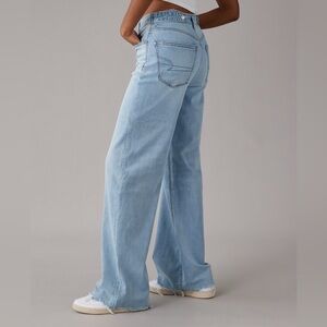 American Eagle Super High-Waisted Ripped Baggy Wide Legged Jeans